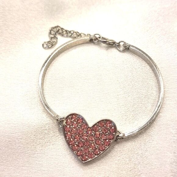 New Pink rhinestone heart silvertone braclet - Picture 5 of 8